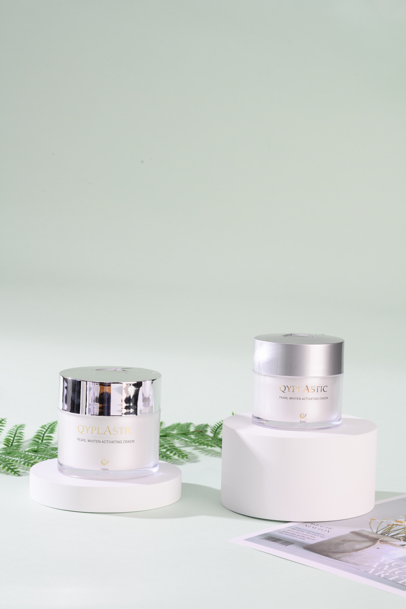 Silver Printing Plastic Cosmetic Jars 30ml 50ml 80ml 100ml Face Mask Container With Spoon