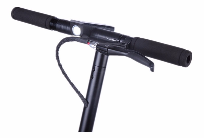36V 500W Foldable Adults Electric Scooter 20 - 70 Travel Mileage 2.5 Hours Charging Time