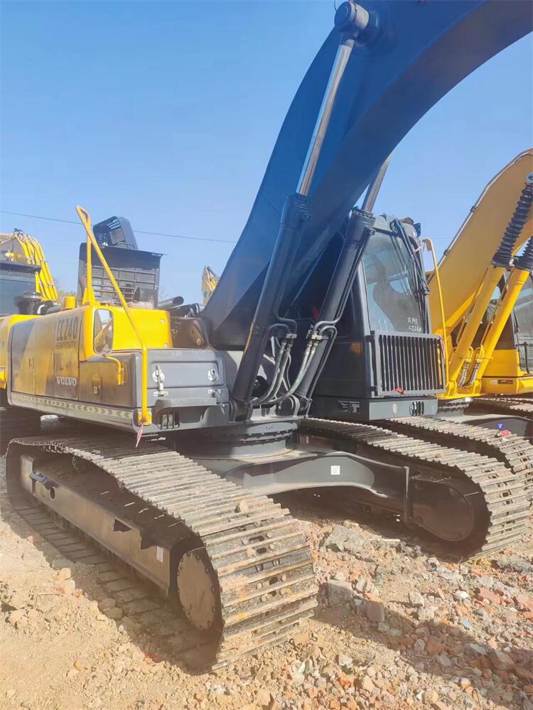 ORIGINAL Hydraulic Pump Used Volvo EC240 Excavator 2021 with D6D Engine Made in Korea