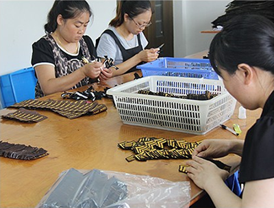 Eco - Friendly Custom Embroidered Patches For Dresses Any Shape Avaliable