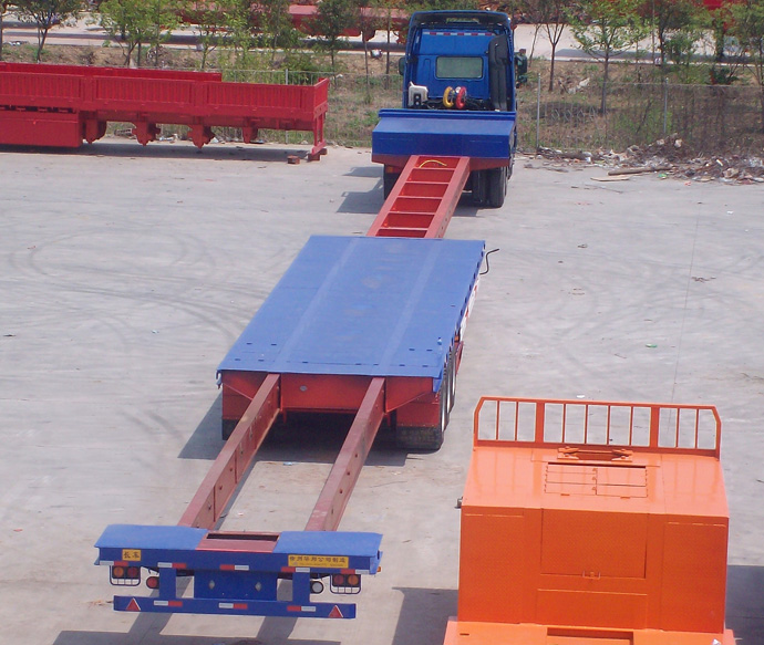3 Axle Extendable Low Bed Semi/Truck Trailers with 11.00r20 12r22.5 315 385 Tires
