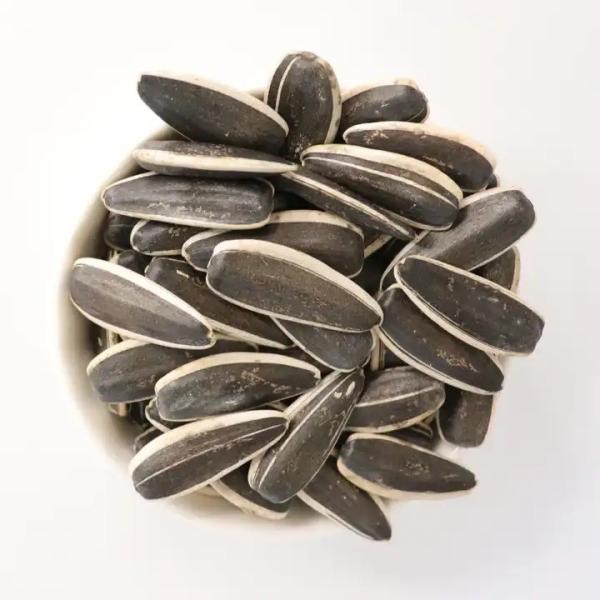 Buy cheap Sunflower seeds in shell Sunflower Seeds 5009 Dried raw sunflower seed kernels for sale from wholesalers