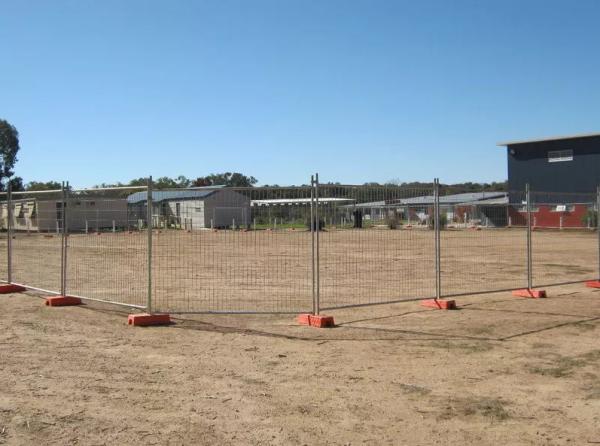 Buy cheap 2.1m x 2.4m Temporary Security Fencing PVC Coated Low Carbon Steel Material from wholesalers