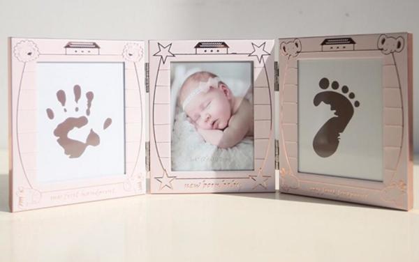 Lovely Aluminum New born Baby Handprint and Footprint Photo Frame Kit with a