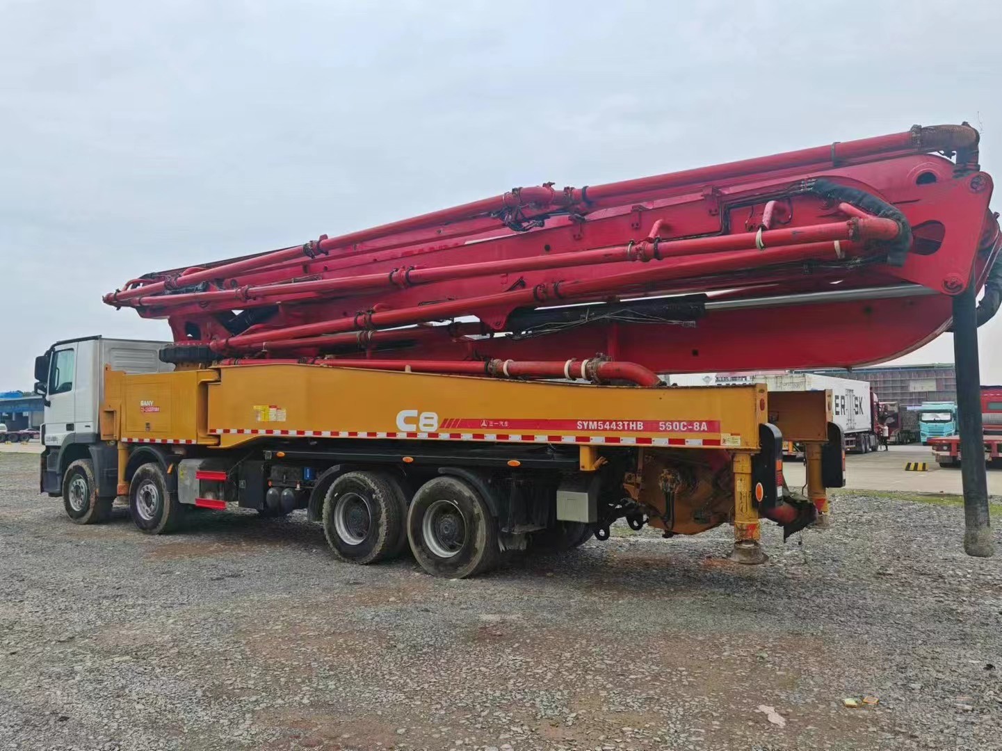 2018 Benz Chassis Sany Efficient Concrete Pump Truck with Low Mileage and Powerful Engine