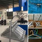 Powder Coated White Wire Hangers 16 Inch / 40.5cm Hanger Size Carbon Steel Wire