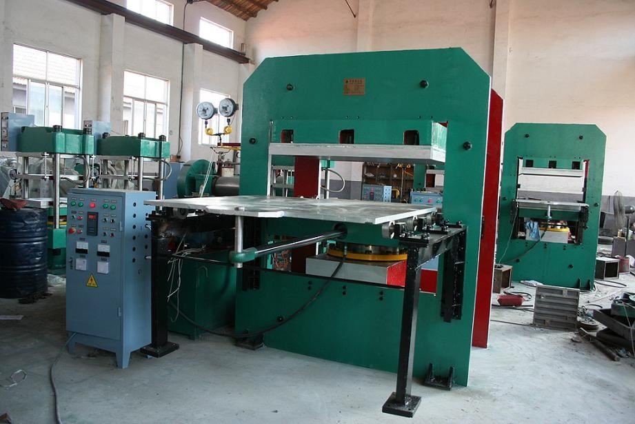 Gym Rubber Floor Tiles Making Machine Plate Vulcanizing Press 5.5KW