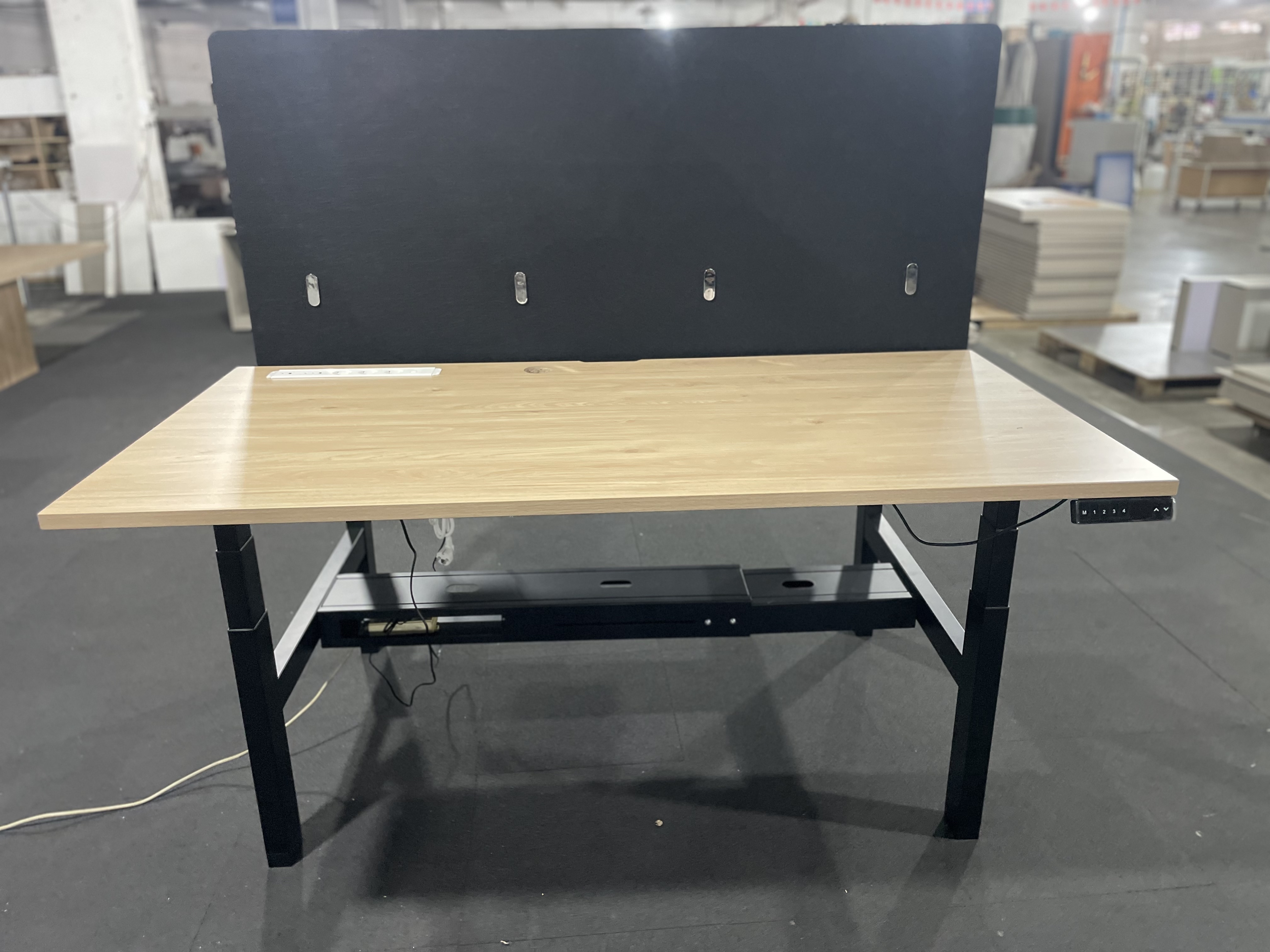 Effortlessly Switch Between Sitting and Standing with Uplift Electric Sit-Stand Desk 4 Memory Presets Optional Colors
