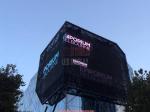 P31.25mm DIP346 LED Video Curtain Display Outdoor Building Facade Digital LED