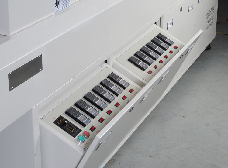 6 Heating Zones Reflow Soldering Machine Wear Resistant Not Easy To Deform