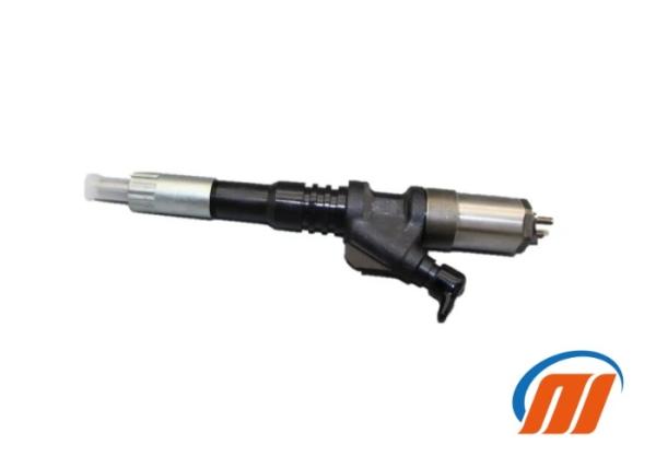 Buy cheap Komatsu Excavator PC400-7 Engine Fuel Injector 6156-11-3300 6156113300 from wholesalers