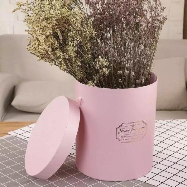 Buy cheap Customized flower box paper hat round box for roses packaging from wholesalers