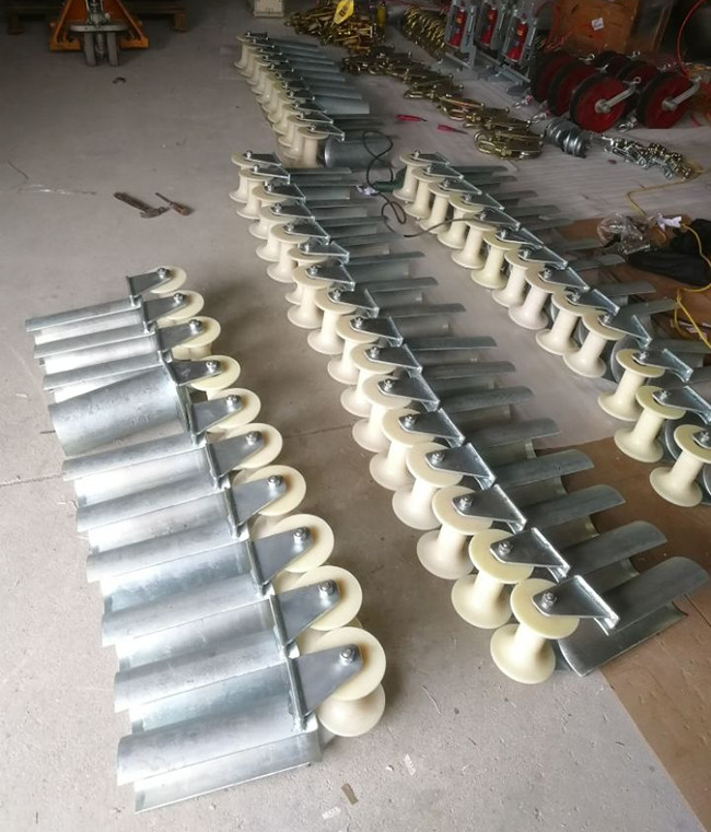 80mm Transmission Line Stringing Tools Electrical Steel Cable Roller