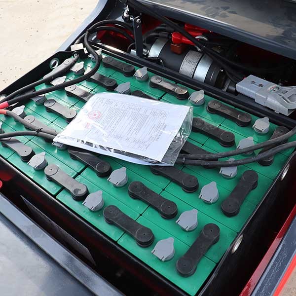 2000kgs CPD20 Lead Acid Battery Forklift 3 Stage Electric Forklift Truck