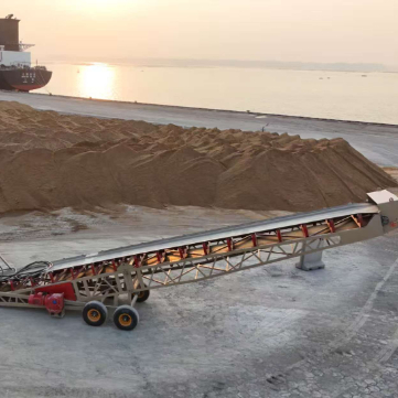 Quality Track Mounted Ship Loader Conveyor for Bulk Cargo Port Loading Applications for sale