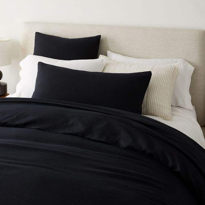 Breathable 100% French Linen Bedding Set for a Cozy and Luxurious Sleep Experience