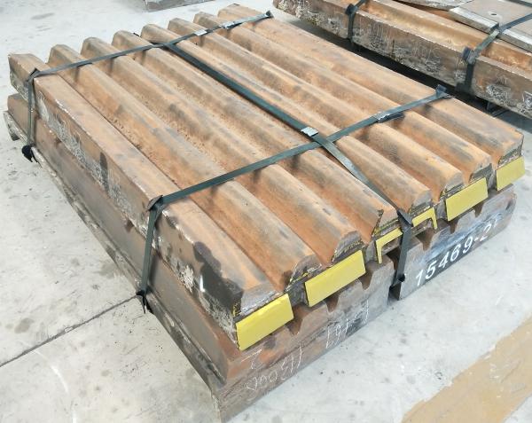 Buy cheap High manganese jaw crusher parts manufacturer and suppliers from China from wholesalers