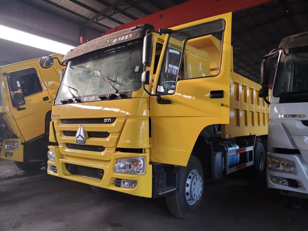 2014 Year 25 Tons 375HP Engine Second Hand Ten Wheeler