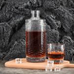 Cork Sealing 700ml Custom Empty Glass Bottle For Vodka Gin Whisky Tequila Liquor