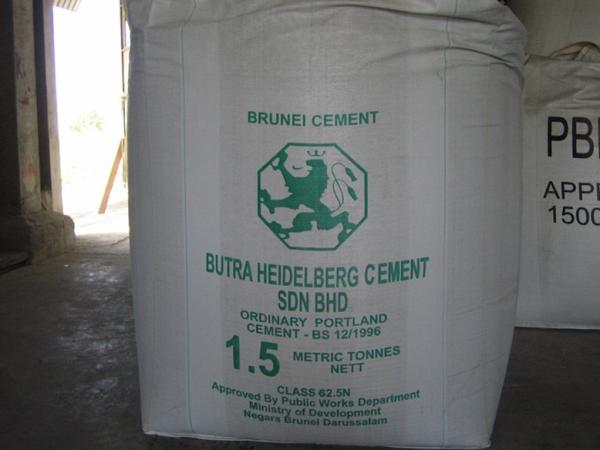 Quality Tubular Type A big 2 Ton Bulk Bags Jumbo bag with PE liner Cement bulk bags for sale