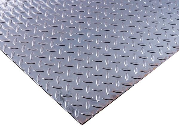 Buy cheap Anti Skid Diamond Tread Chequered Stainless Steel Sheet Pattern 301 304 316 SS Plate from wholesalers