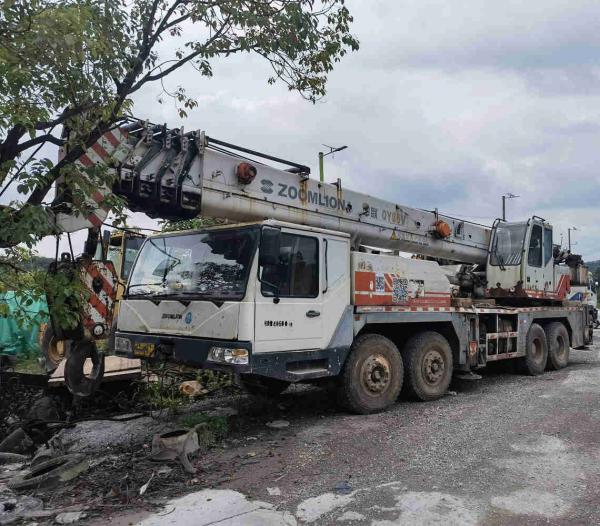 Buy cheap QY50V Used Zoomlion Truck Crane 2009 Second Hand Truck Mobile Crane 50 Ton from wholesalers