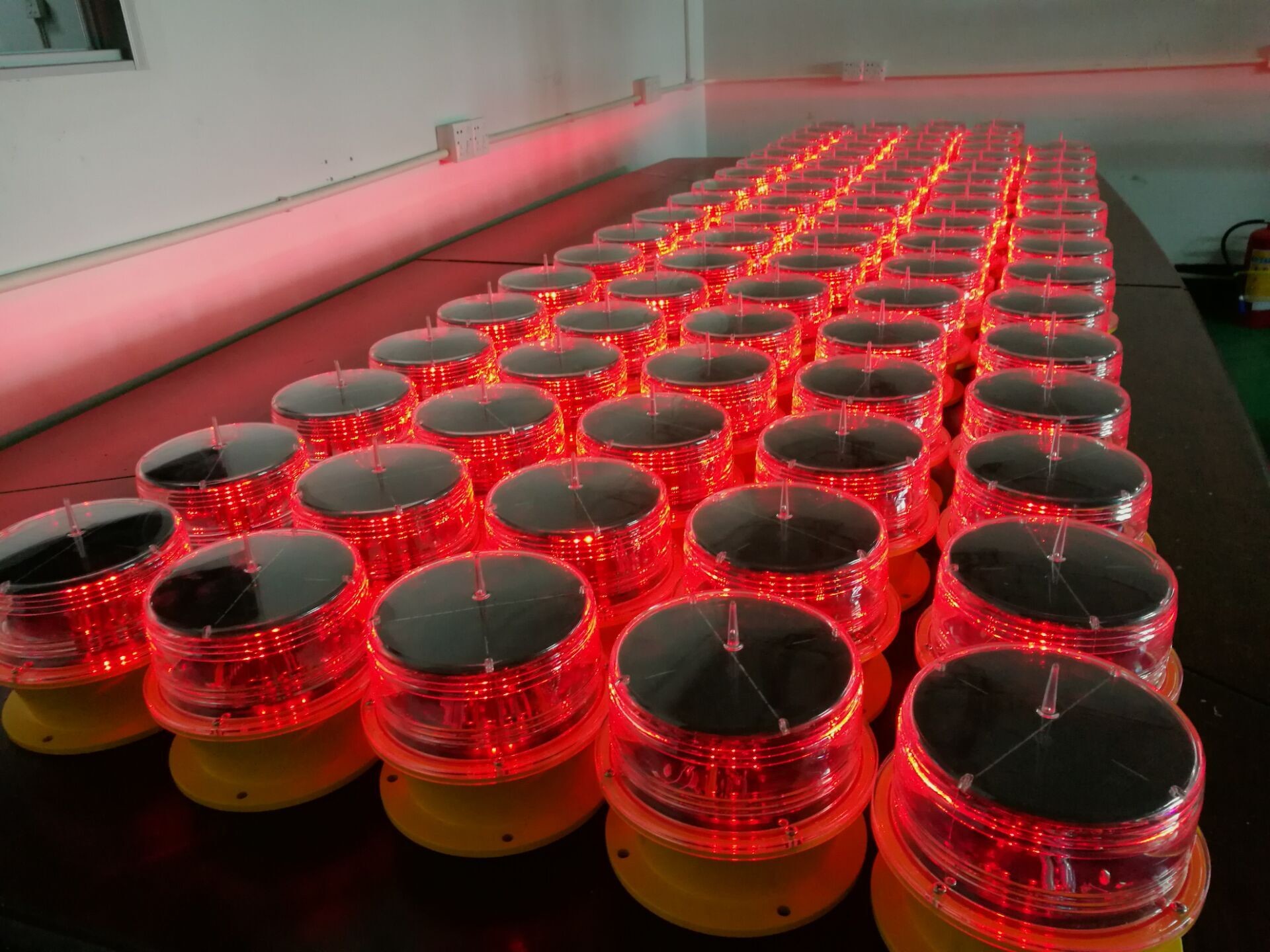 Red LED Aviation Obstruction Light With GSM Monitoring Function For Tower