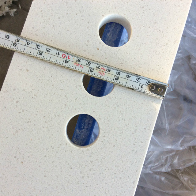 White Quartz Stone Countertops , Sparkle Quartz Worktops Fine Grain
