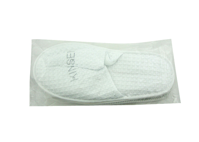 Easy Carry Luxury Hotel Bathroom Amenities With Colorful Paper Box Packing