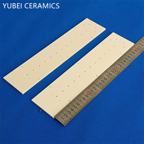 Light Yellow Alumina Ceramic Components Thin Ceramic Plates 3.85g/cm3 With