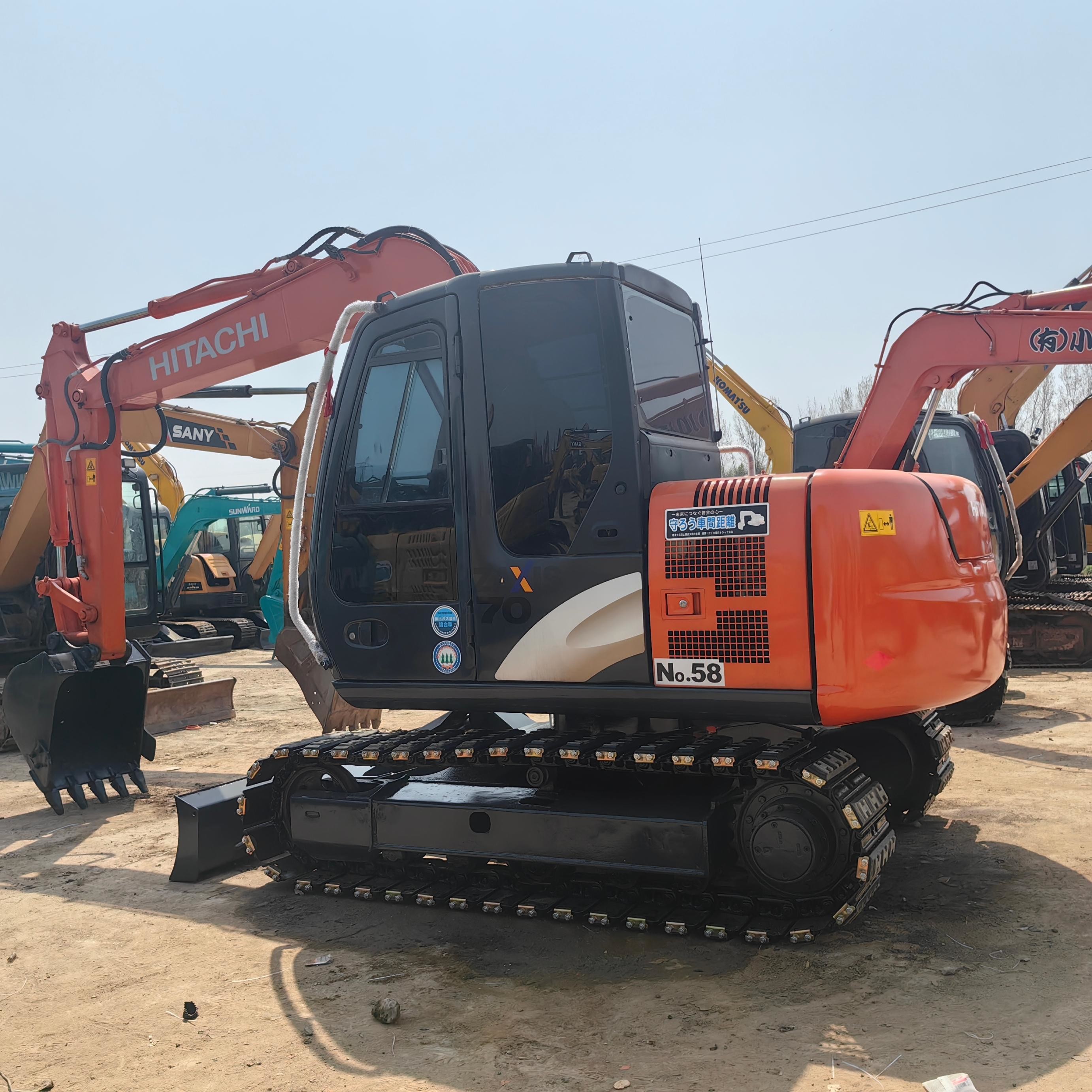 Good Condition Used Hitachi ZX70 Mini Excavator 7 Ton Machine With Rubber Block