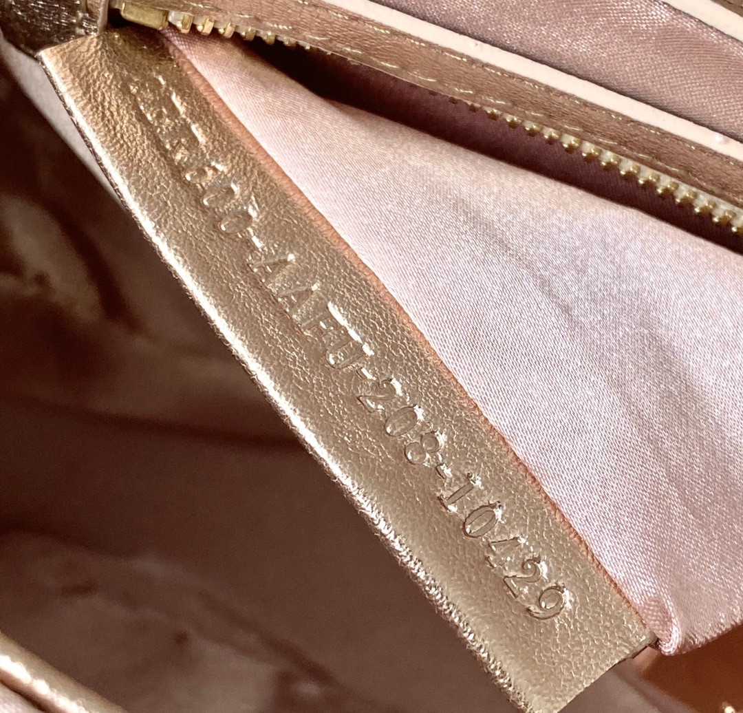 Rose Bead Piece Decoration Bling Bag Unique Shine Cross-Body Bag Baguette Bag