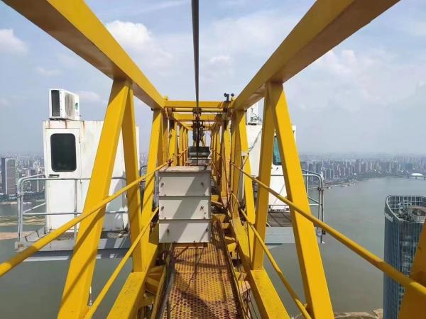 Yom 2014 Top Used Tower Crane 8033-25 Second Hand Lifting Machinery for Your