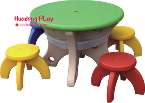 Lawn Toddler Plastic Furniture , Unique Plastic Childrens Furniture Colorful