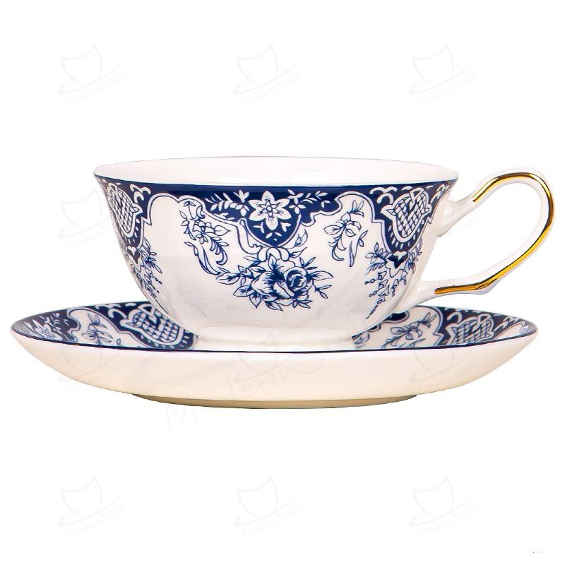 Stunning Blue And White Porcelain Tea Cup And Saucers 200ml Volume For Business Gifts