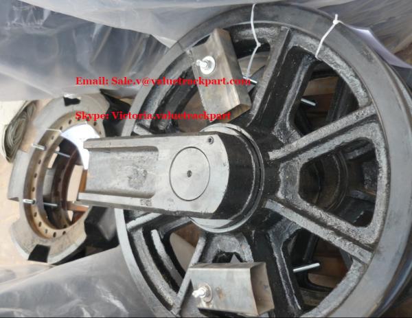 Buy cheap XCMG Crawler Crane QUY150 Front Idler Assy from wholesalers