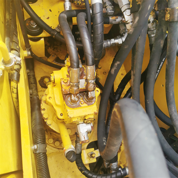 2020 Original Used Komatsu PC130-7 Excavator with Original Hydraulic Pump in Shanghai