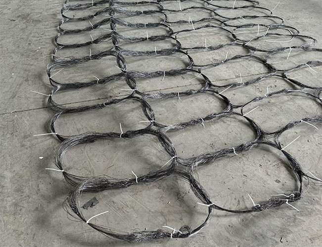 Hidden Inconspicuous Galvanized Iron Wire Tank Barrier Wire Mesh