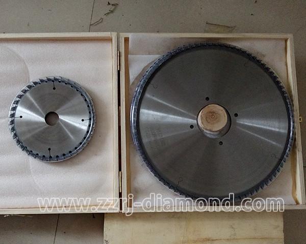 Buy cheap professional high performance pcd saw blade from wholesalers