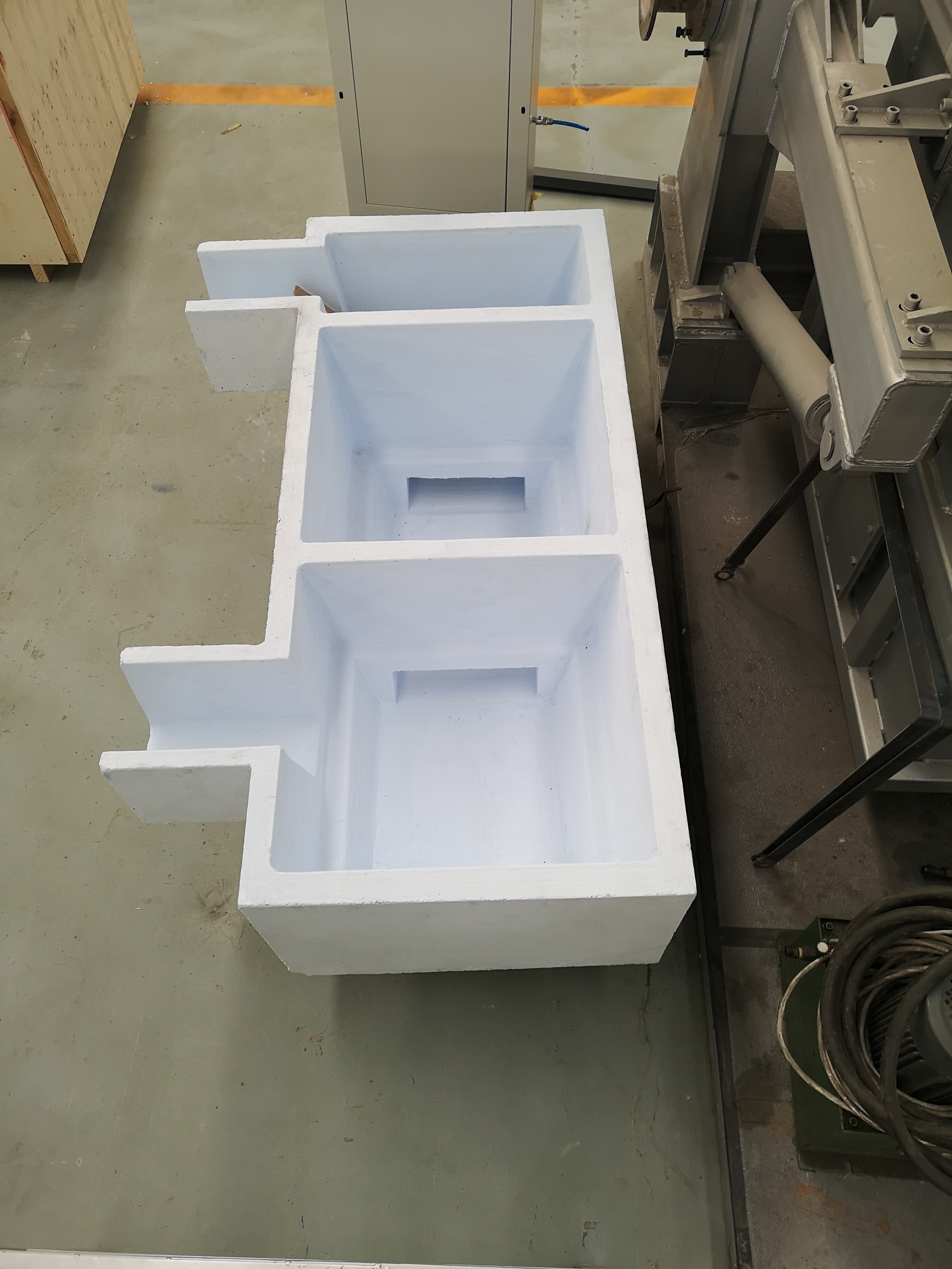 Electrical Heating Molten Aluminium Filtration Box For Impurities And Slags Filtration