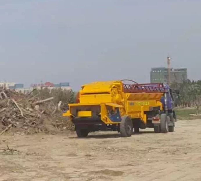 Pallet Grinding Chips Making Machine, Pallet Reclaiming Crusher with magnetic machine