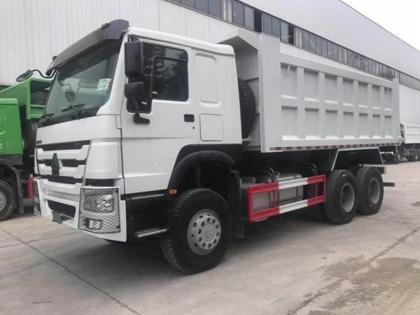 Buy cheap White HOWO 6X4 Tipper Truck With Tubeless Tire Design And Max Speed 75 Km/H from wholesalers