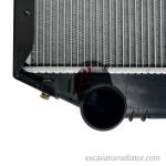 Hino R418 New Truck OEM16400E0K00 Cooling Radiator Car Water Tank Engine