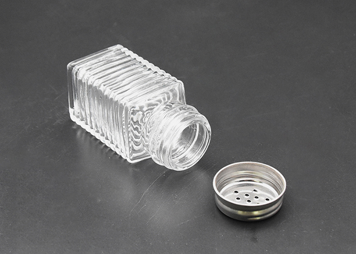 Square Embossed Stripe Mini Glass Spice Jars Containers Shaker Lid For Seasoning