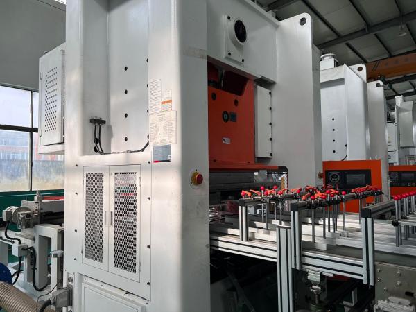 1~5 Cavities 12000 Pcs/hour Aluminium Foil Container Making Machine Custom Mold