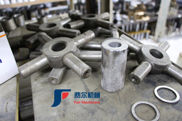 ZL50W Universal Joint Shaft , Cross Axle 82030505 Standard Size