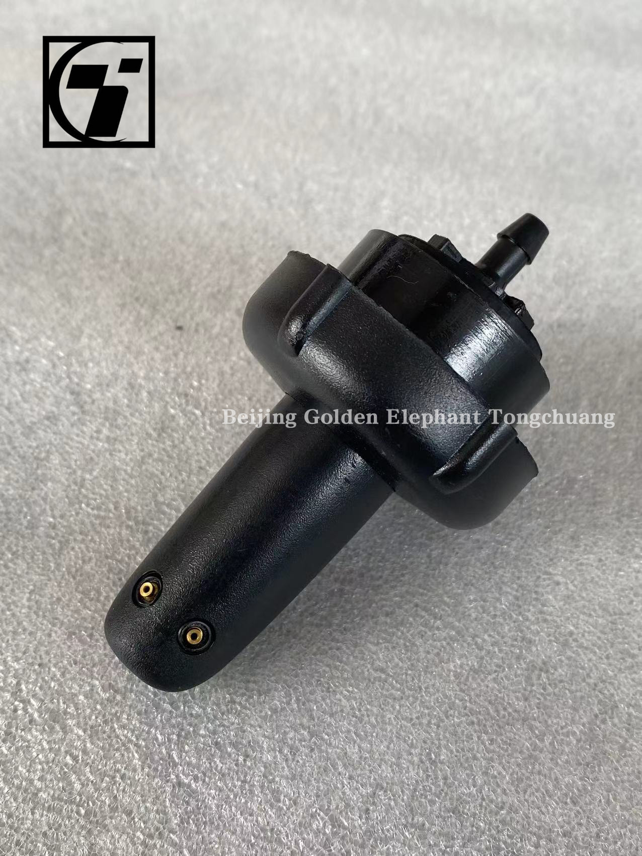 Omako Bell CTX MRT Windshield Wiper Nozzle for Foton Truck Engine Parts 1B18052500017A