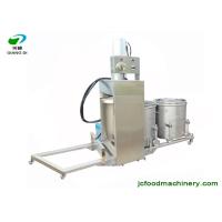 Buy cheap industrial big scale fruits juice making machine with hydraulic pressure product