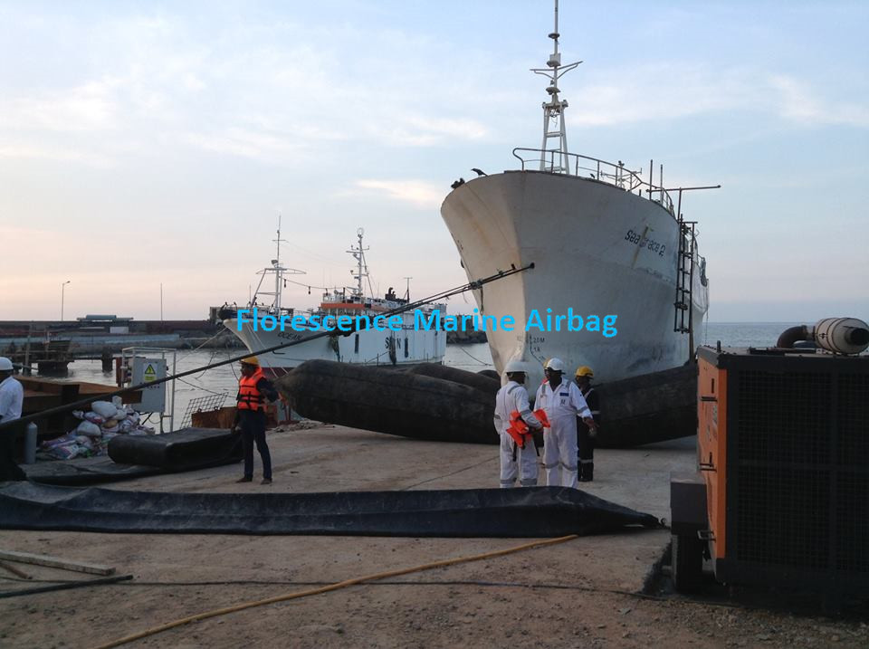 Inflatable Marine Salvage Rubber Ship Launching Airbags Air Lift Bags For Docking