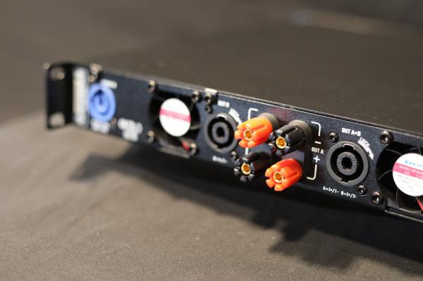 Buy cheap AC3 9kg Light Weight 700w Digital Power Amplifiers from wholesalers